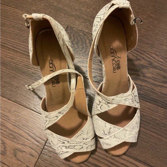 Snake skin ballroom heels - Picture 2 of 3